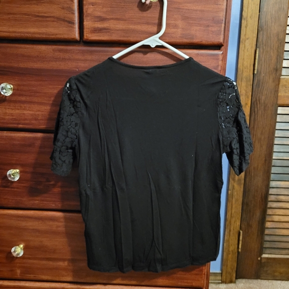 City Streets Black Transparent Floral Embroidered Style Short Sleeve Shirt Top S - Picture 2 of 4